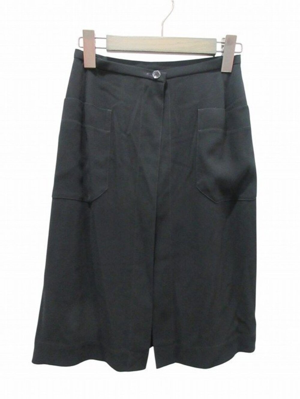 Chanel Knee-Length Wrap Skirt Black 36